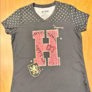 Girls Harry Potter Hogwarts Gryffindor Shirt XL 14/16